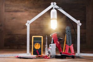 لیست ابزار و تجهیزات ضروری برقکار و پروژه‌های الکتریکی